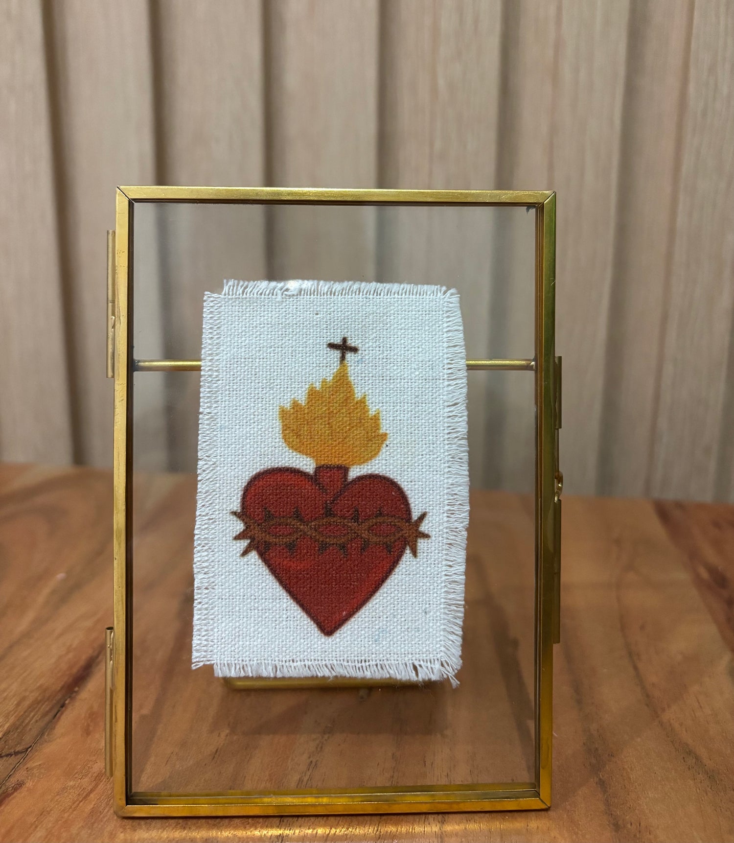 Acuarela en lino Corazón de Jesús